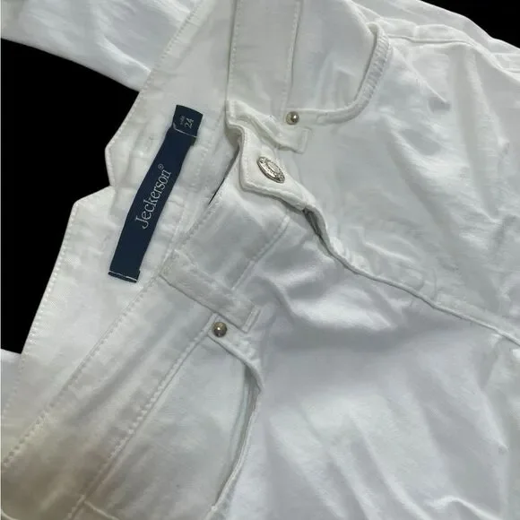 Jeckerson White Denim Jeans Sz. 24 Made in Italy Runs 26” - Picture 9 of 12